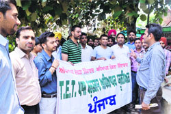 The unemployed teachers hold a protest in Ludhiana on Thursday. A Tribune photograph
