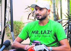  Harbhajan Bhajji, cricketer