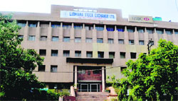 The building of the Ludhiana Stock Exchange.