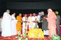 Governor of Punjab Shivraj Patil (second from right) inaugurates a two-day national convention organised by Prajapita Brahma Kumaris Ishwariya Vishwa Vidyalaya while the Vice-Chancellor, Kurukshetra University, Lt Gen DDS Sandhu (third from right), looks on.