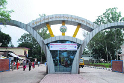 The entrance of the DRPGMC atTanda. 