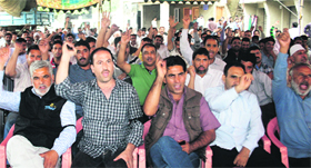 Jammu and Kashmir Contractors Coordination Committee protest at the Engineering Complex in Srinagar on Thursday.