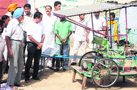 The solar rickshaw in Fazilka.