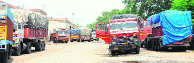 Trucks loaded with goods meant for export stranded at Amritsar rail cargo facility. Photo: Vishal Kumar 