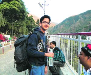 Manu Chopra, a student of GD Goenka Public School, New Delhi, was worried about his younger sisters security. He invented a wrist watch that shocks a molester