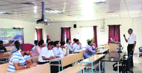 Prof TA Gonsalves, Director, IIT Mandi, delivers a lecture at a national workshop at IIT in Mandi on Tuesday.