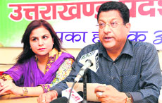 Suryakant Dhasmana, vice-president of the Uttarakhand Congress, addresses mediapersons in Dehradun on Wednesday.