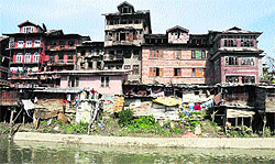 Heritage structures along the banks of the Jhelum river