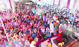 Devotees throng a gurdwara in Jammu on Friday.
