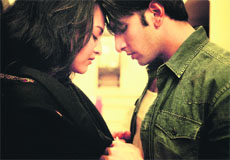 Sonakshi Sinha and ranveer Singh in Lootera
