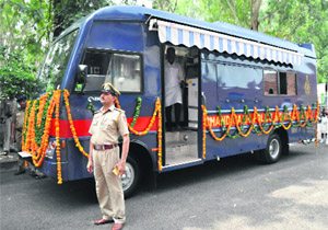 The newly inaugurated mobile canteen van at the UT Police Headquarters. 