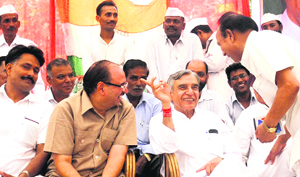 MP Pawan Kumar Bansal during a rally at Colony No. 5 in Chandigarh on Saturday.