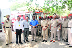 SP, Phagwara, HPS Khakh along with other policemen at the launch of police ambulance service on Sunday. 