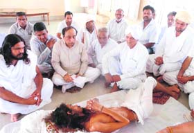Haryana Gau Seva Ayog chairman Dr KL Sharma and other representatives inquiring about the health of Sant Gopal Dass in Gohana on Tuesday