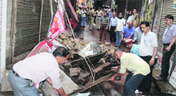 People at the Bhootnath Street in Mandi on Wednesday. Photo: Jai Kumar