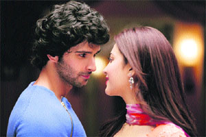 A still from the movie, Ramaiya Vasta Vaiya 