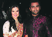 Sachiin Joshi with wife Urvashi