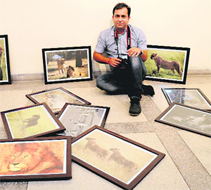 Mitul Dikhsit with his works