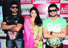 (From left) Actors Arya Babbar, Neeru Bajwa and Roshan Prince were in Bathinda on Thursday to promote their upcoming Punjabi film, 'Naughty Jatts'.