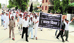 Farmers take out a protest march in Rewari