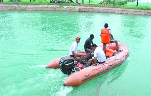 A 26-member National Disaster Rescue Force (NDRF) team has been deputed for the rescue operation. The men in action at Khanori Bhakhra Head near Patran, 75 km from Patiala, on Thursday. 