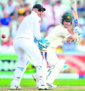 Skipper Michael Clarke scores a gritty century on Day 1 of the third Test on Thursday