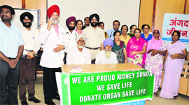 Dr Baldev Singh Aulakh, professor of urology and head of kidney transplant surgery of DMCH (third from left), with donors in Ludhiana.