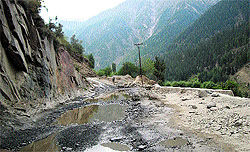 The Tandi-Udaipur-Sansari Nullah road between Thirto and Udaipur