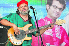 Indian Ocean band artiste Rahul Ram performes at LPU, near Jalandhar, on Thursday.