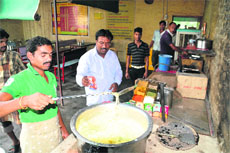 Shri Shyam Vaishno Dhaba, located near Rose Garden, has a loyal clientele.