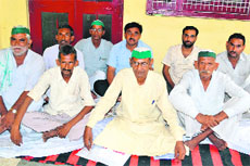 Bharatiya Kisan Union (Tikhait) farmers hold a demonstration in Haridwar 
