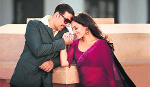 Akshay Kumar & Sonakshi Sinha