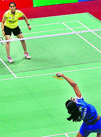Saina beat Sindhu to win the arguably most anticipated match of the league
