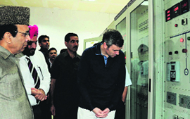 Chief Minister Omar Abdullah inspects the 7.5-MW small hydro power project at Branwar in Budgam district on Saturday.