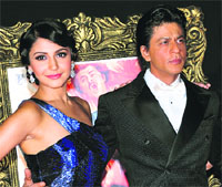 nushka Sharma with Shah Rukh Khan 