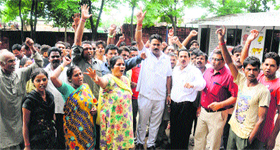 Residents of the area along with BJP and Congress leaders, protest at Government High School, Colony Number 4, Chandigarh, on Thursday.