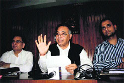 Transport Minister GS Bali addresses mediapersons in Shimla on Thursday