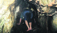 Devotees entering the Maha Daneshwar cave.