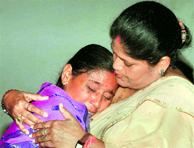 A woman who lost her son in battlefield breaks down while receiving an honour in Kolkata on Saturday.