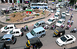 Vehicles move at a snails pace around Fauji Chowk in Bathinda