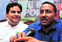 Anmols father Surpal Jaswal addresses mediapersons in Jammu on Tuesday