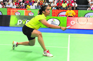 Saina won a close game as Hotshots stormed into the final of the IBL in Hyderabad on Wednesday.