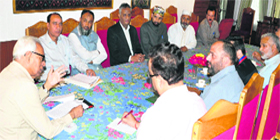  the representatives of the Kashmir Traders and Manufacturers Federation in Srinagar on Thursday.