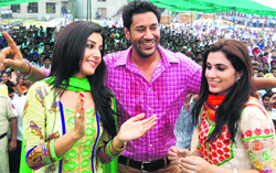 Actor Harbhajan Mann along with the cast and crew promote the upcoming Punjabi movie Haani at a college in Bathinda on Friday. Photo: Bhupinder Dhillon