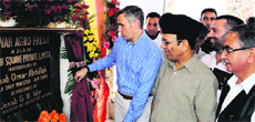 Chief Minister Omar Abdullah inaugurates a controlled atmosphere storage facility centre at the Lassipora Industrial Estate in Pulwama district on Sunday. 