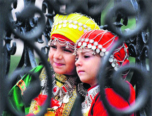 Children in Himachal Pradeshs traditional dresses in Shimla. 