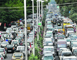 A heavy traffic jam on the Maulana Azad Road in Srinagar on  Wednesday. 