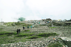Rohtang Pass wears a deserted look. 