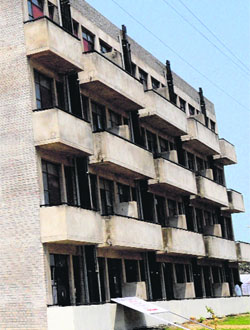 The one-room tenements at Dhanas. 