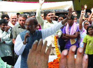Delhi BJP president Vijay Goel announces  Liberal Trade Agenda for the traders in New Delhi on Friday. 